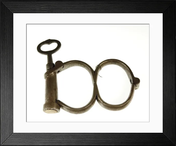 Framed Print : Metropolitan Police handcuffs Framed Print : Metropolitan Police handcuffs