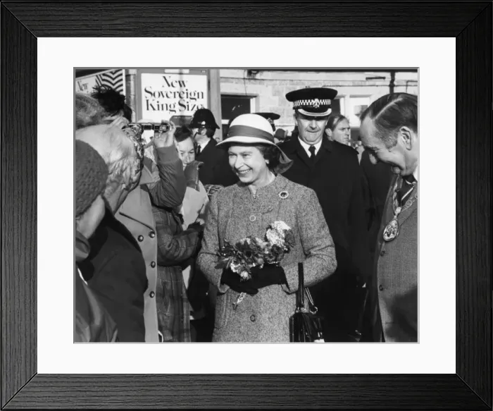 Framed Print : Queen Elizabeth II visiting Cornwall Framed Print : Queen Elizabeth II visiting Cornwall
