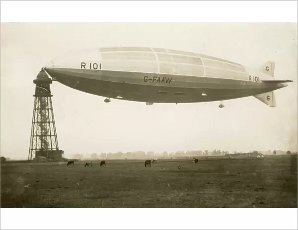 The final flight of R 101, she crashed the next day