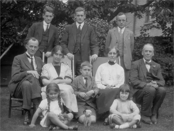 Helen Grace Culverwell Marsh Lambert and her family - circa 1924