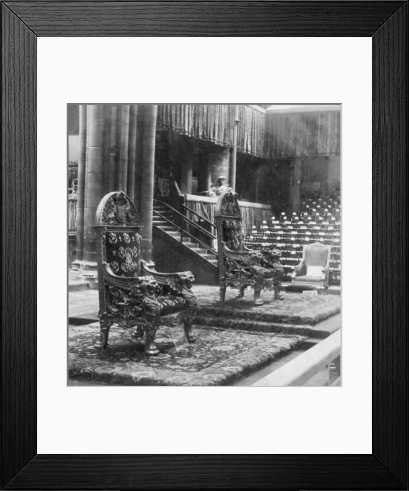 Framed Print : Coronation chairs in Westminster Abbey, London Framed Print : Coronation chairs in Westminster Abbey, London