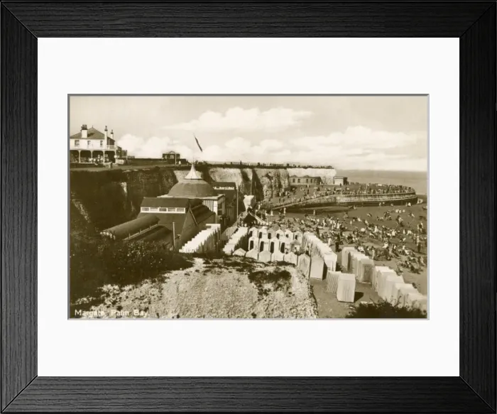 Framed Print : Picture No. 10473592 Framed Print : Picture No. 10473592