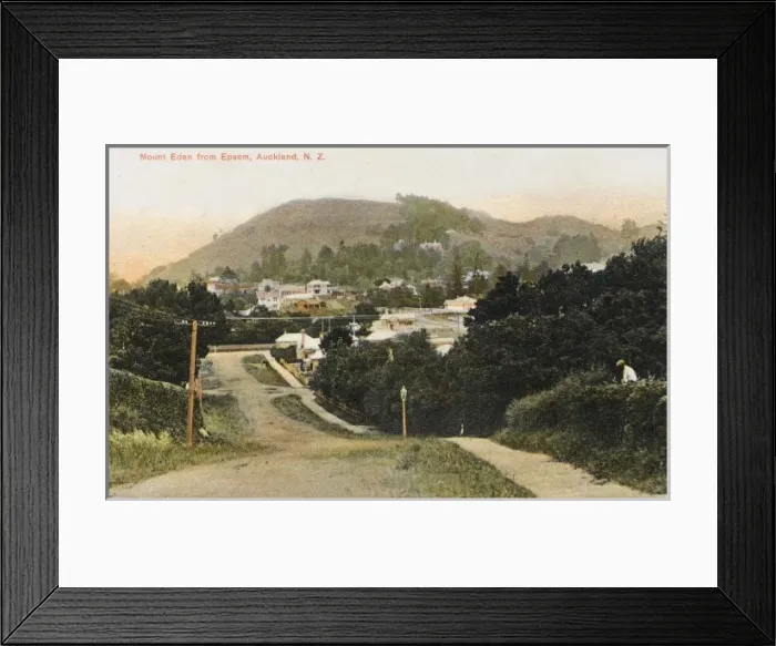 Framed Print : Mount Eden, New Zealand Framed Print : Mount Eden, New Zealand