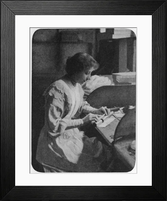 Framed Print : Filling and Rolling Christmas crackers, 1905 Framed Print : Filling and Rolling Christmas crackers, 1905