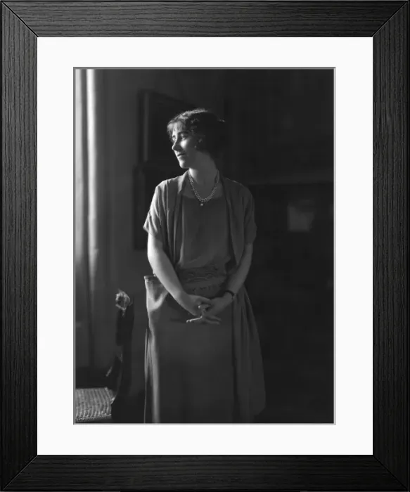 Framed Print : Lady Elizabeth Bowes-Lyon Framed Print : Lady Elizabeth Bowes-Lyon