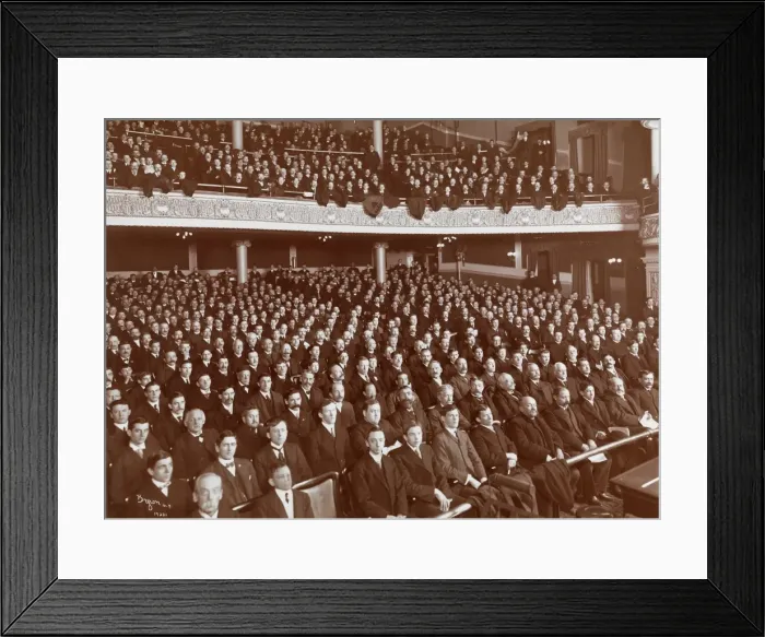 Framed Print : Theatre Audience in New York Framed Print : Theatre Audience in New York