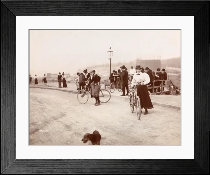 Framed Print : Manhattan Beach, Brooklyn, New York Framed Print : Manhattan Beach, Brooklyn, New York