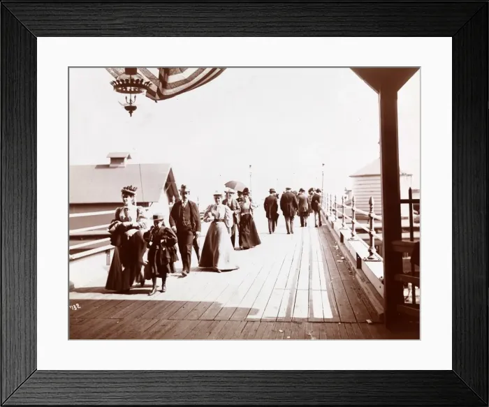 Framed Print : Manhattan Beach, Brooklyn, New York Framed Print : Manhattan Beach, Brooklyn, New York