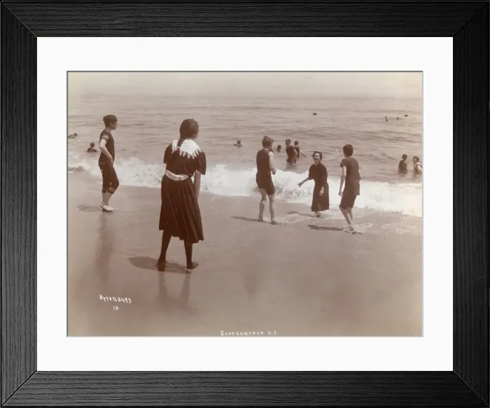 Framed Print : Southampton, Long Island Framed Print : Southampton, Long Island