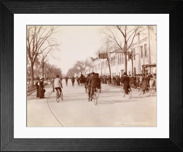 Framed Print : Cyclists in New York Framed Print : Cyclists in New York