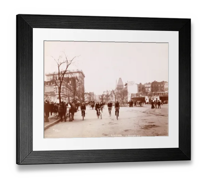 Framed Print : Cyclists in New York Framed Print : Cyclists in New York