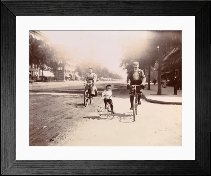 Framed Print : Cycling in New York Framed Print : Cycling in New York
