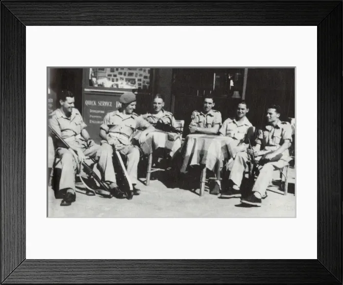 Framed Print : Off Duty British Soldiers on the Esplanade - Tel Aviv Framed Print : Off Duty British Soldiers on the Esplanade - Tel Aviv