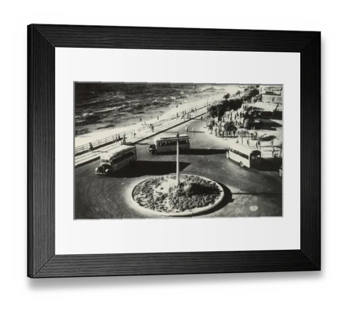 Framed Print : Herbert Samuel Square - Tel Aviv, Israel Framed Print : Herbert Samuel Square - Tel Aviv, Israel