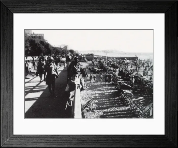 Framed Print : The Beach - Tel Aviv, Israel Framed Print : The Beach - Tel Aviv, Israel