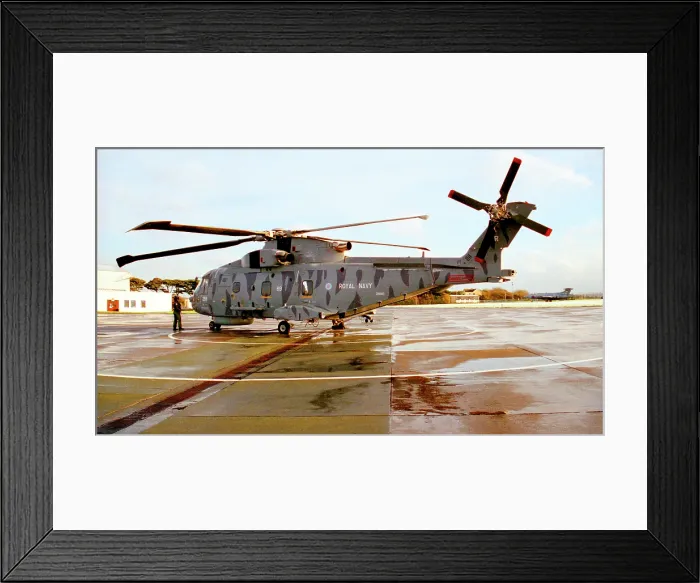 Framed Print : AgustaWestland EH101 Merlin HM.1 ZH860 Framed Print : AgustaWestland EH101 Merlin HM.1 ZH860