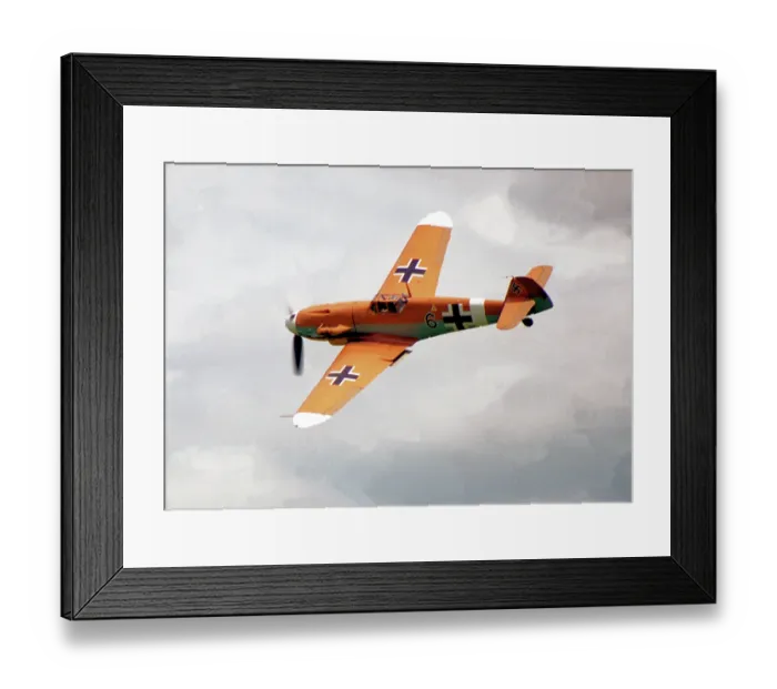 Framed Print : Messerschmitt Bf 109G G-USTV - RN228 Framed Print : Messerschmitt Bf 109G G-USTV - RN228