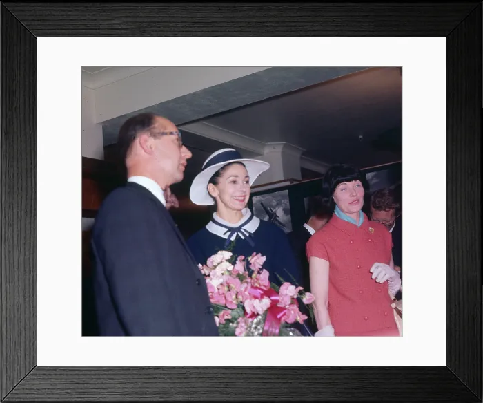 Framed Print : English prima ballerina Margot Fonteyn Framed Print : English prima ballerina Margot Fonteyn