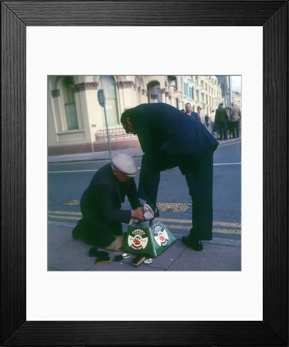 Framed Print : Street Shoeblack, Douglas, Isle of Man