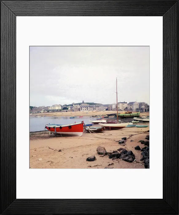 Framed Print : Low Tide on Town Beach, St. Mary's, Scilly Isles Framed Print : Low Tide on Town Beach, St. Mary's, Scilly Isles