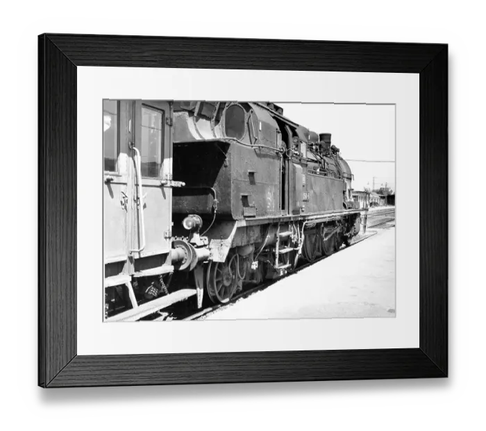 Framed Print : DB locomotive 052 733-3 Framed Print : DB locomotive 052 733-3