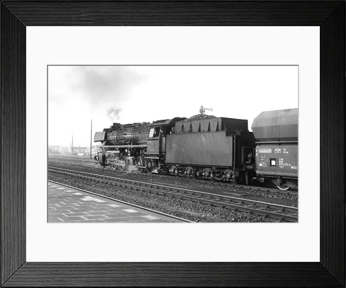 Framed Print : DB locomotive Framed Print : DB locomotive