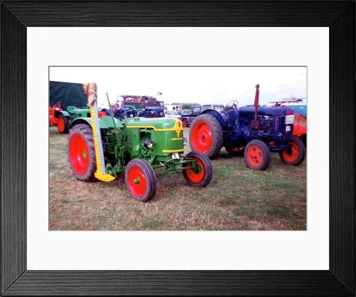 Framed Print : Deutz F2L612 4 tractor Framed Print : Deutz F2L612 4 tractor
