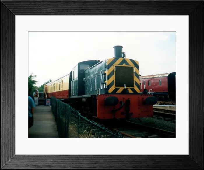 Framed Print : British Rail Class-03 0-6-0 Diesel Shunter Framed Print : British Rail Class-03 0-6-0 Diesel Shunter