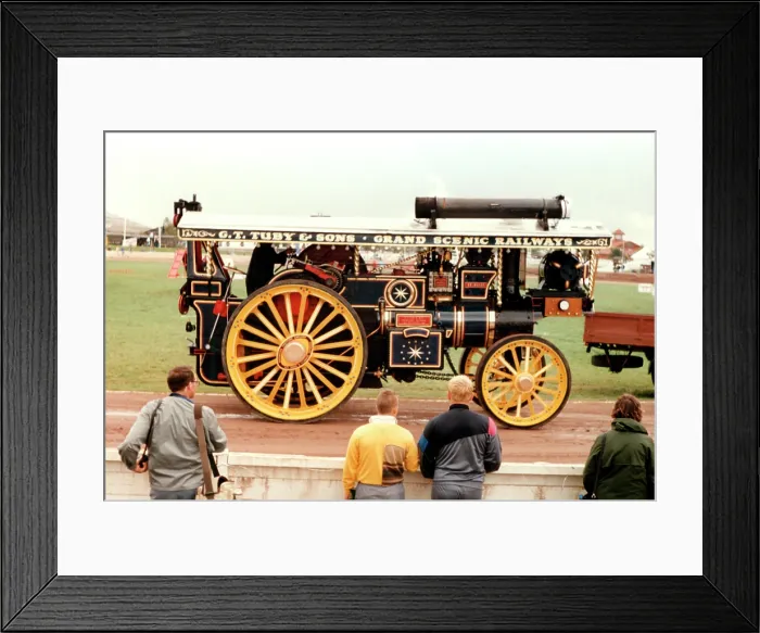 Framed Print : Burrell Showman's Road Locomotives number: 4000 Ex-Mayor Framed Print : Burrell Showman's Road Locomotives number: 4000 Ex-Mayor