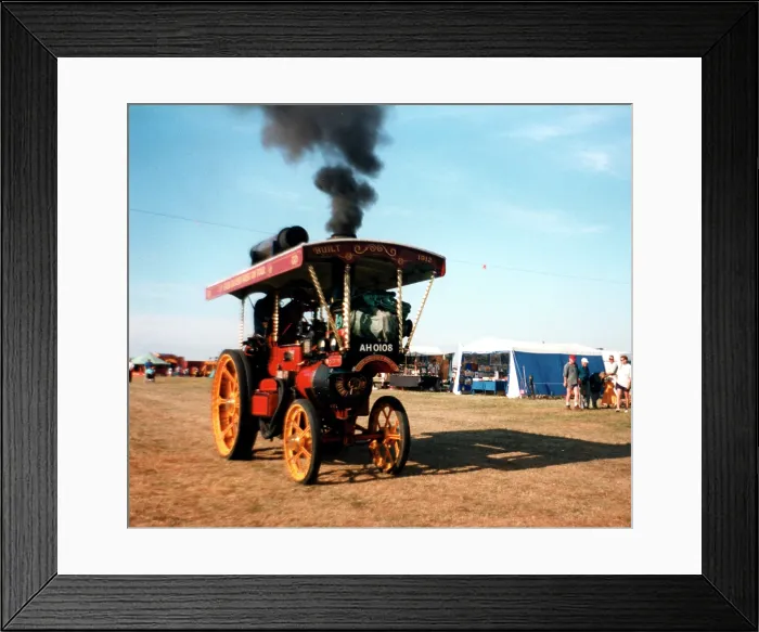 Framed Print : Burrell Showman's Tractor number: 3433, Peter Pan Framed Print : Burrell Showman's Tractor number: 3433, Peter Pan