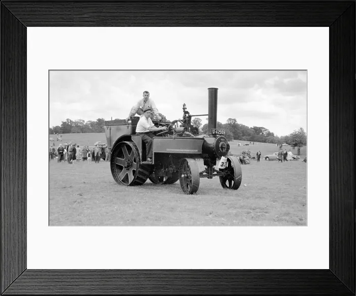 Framed Print : Mann's Steam Wagon number: 1260, Old King Cole Framed Print : Mann's Steam Wagon number: 1260, Old King Cole