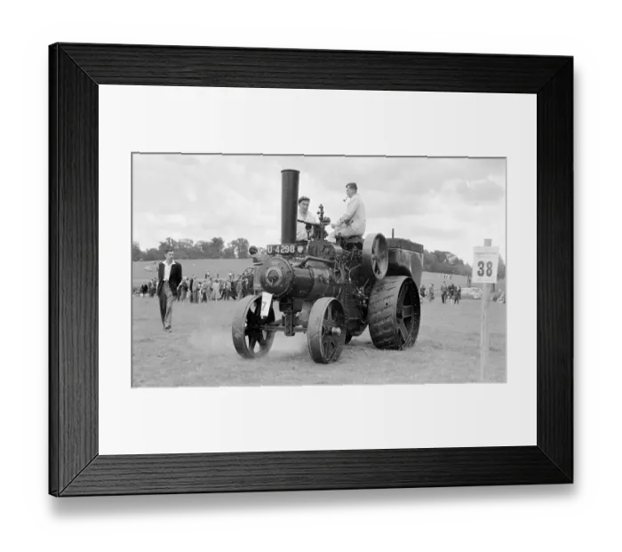 Framed Print : Mann's Steam Wagon number: 1260, Old King Cole Framed Print : Mann's Steam Wagon number: 1260, Old King Cole