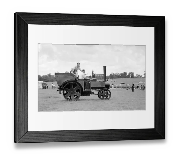 Framed Print : Mann's Steam Wagon number: 1260, Old King Cole Framed Print : Mann's Steam Wagon number: 1260, Old King Cole
