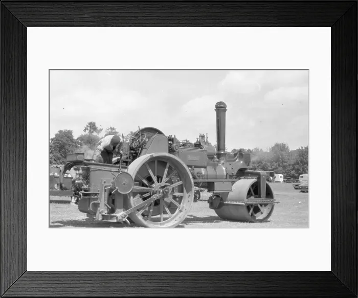 Framed Print : Aveling and Porter Road Roller number: 9008, George Framed Print : Aveling and Porter Road Roller number: 9008, George