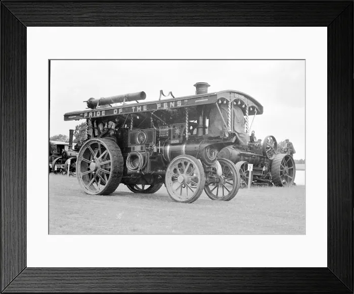 Framed Print : Burrell Showman's Road Locomotive number: 3912, Dragon Framed Print : Burrell Showman's Road Locomotive number: 3912, Dragon