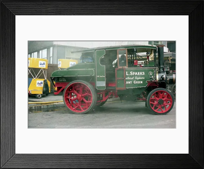 Framed Print : Foden Tractor number: 14084, Duchess of Gloucester Framed Print : Foden Tractor number: 14084, Duchess of Gloucester