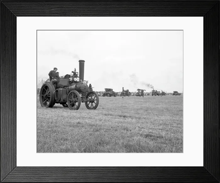 Framed Print : Aveling & Porter Tractor number 9228, Barbara Framed Print : Aveling & Porter Tractor number 9228, Barbara