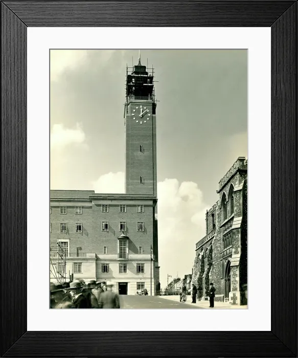 Framed Print : Norwich City Hall and Clock-tower Framed Print : Norwich City Hall and Clock-tower