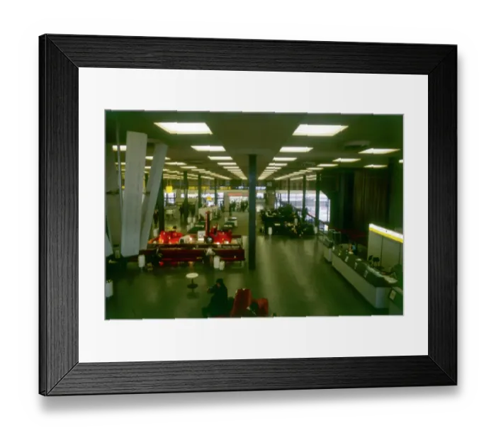 Framed Print : London Heathrow Airport Terminal (interior). Date: circa 1960s Framed Print : London Heathrow Airport Terminal (interior). Date: circa 1960s