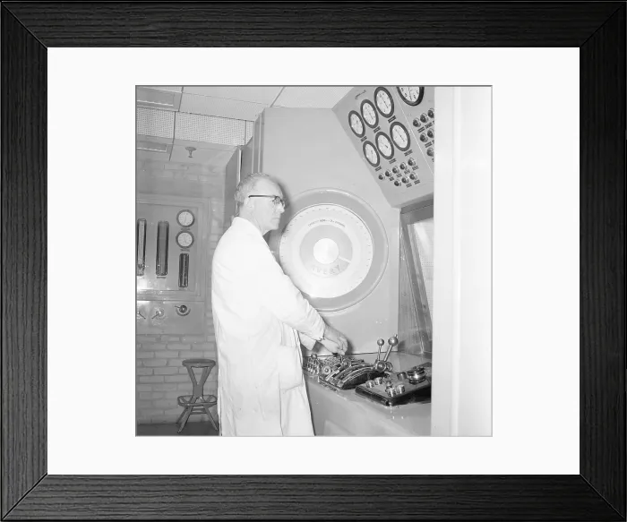 Framed Print : Rolls-Royce Dart - UETF control room Framed Print : Rolls-Royce Dart - UETF control room