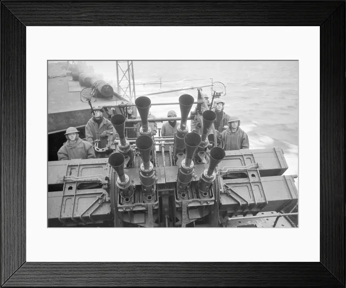 Framed Print : Vickers 2-pounder octuple anti-aircraft mount Framed Print : Vickers 2-pounder octuple anti-aircraft mount