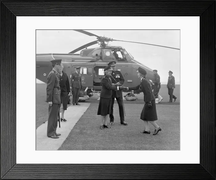 Framed Print : Princess Mary, Princess Royal visits Royal Corps of Signals Framed Print : Princess Mary, Princess Royal visits Royal Corps of Signals