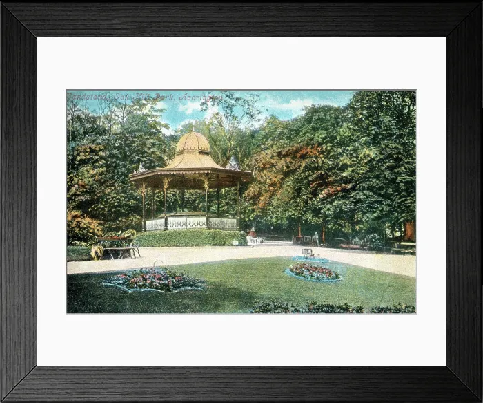 Framed Print : Bandstand at Oak Hill Park, Accrington, Lancashire. Date: circa 1909 Framed Print : Bandstand at Oak Hill Park, Accrington, Lancashire. Date: circa 1909
