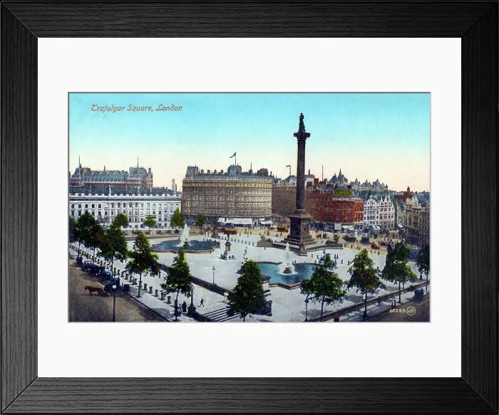 Framed Print : London - Trafalgar Square with Nelson's Column and Fountains Date: circa 1904 Framed Print : London - Trafalgar Square with Nelson's Column and Fountains Date: circa 1904