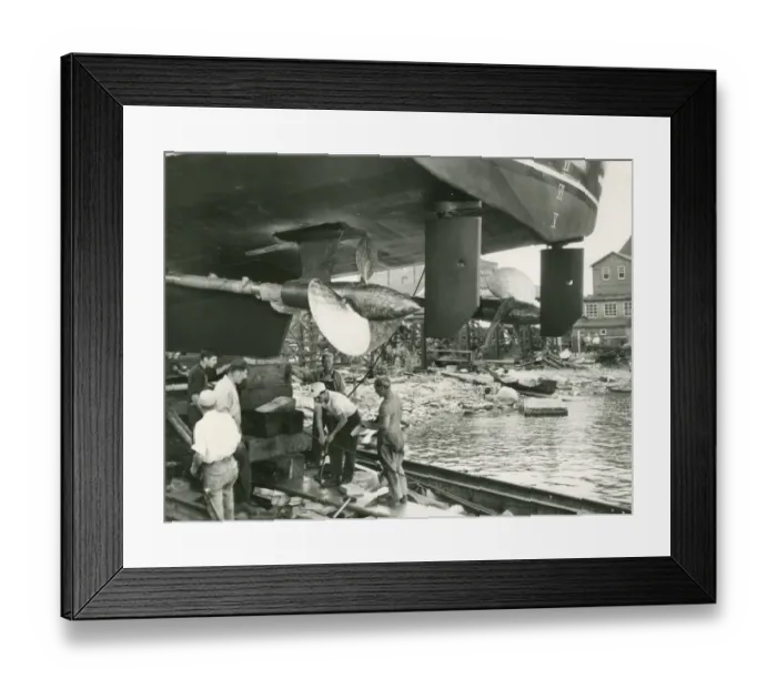 Framed Print : Fort Steele fast cruiser MP34 in dry dock Framed Print : Fort Steele fast cruiser MP34 in dry dock