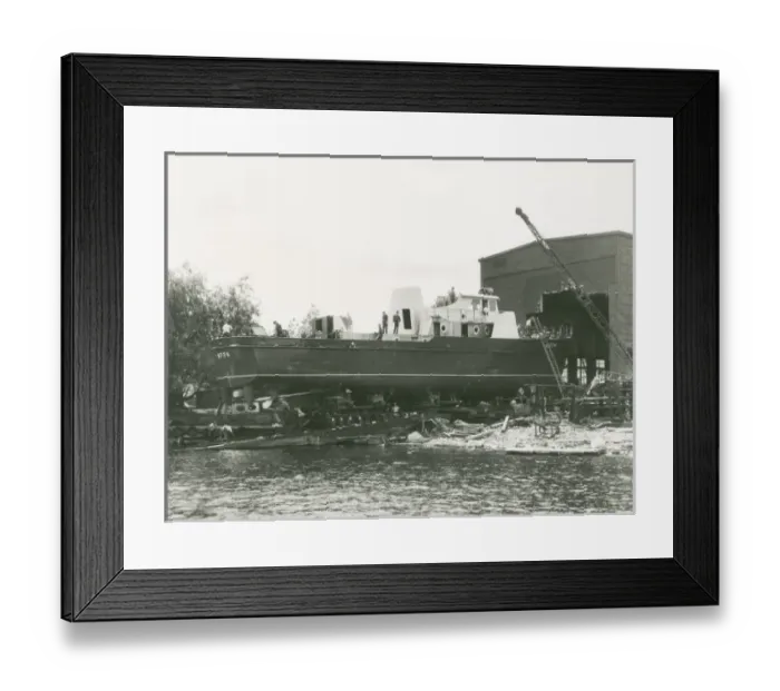 Framed Print : Fort Steele fast cruiser MP34 in dry dock Framed Print : Fort Steele fast cruiser MP34 in dry dock