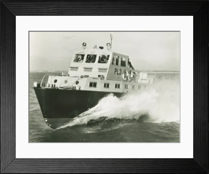 Framed Print : High-speed passenger launch PL3 for Shell of Venezuela Framed Print : High-speed passenger launch PL3 for Shell of Venezuela