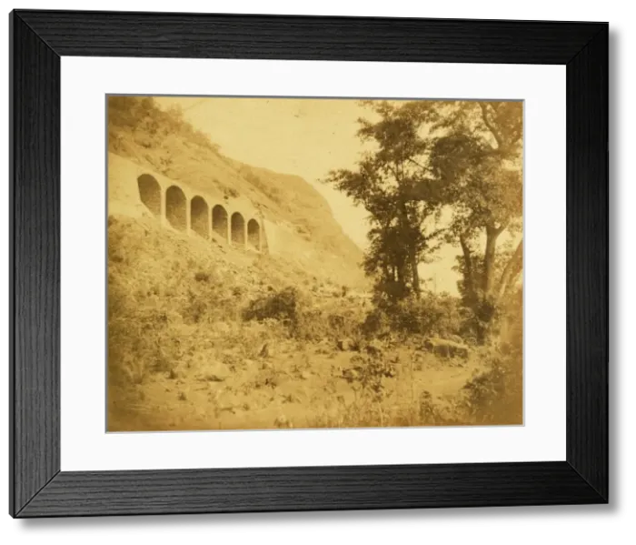 Framed Print : Viaduct and walls below Nath-ka-Doonghur Framed Print : Viaduct and walls below Nath-ka-Doonghur