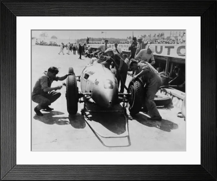 Framed Print : (insert description) Framed Print : (insert description)