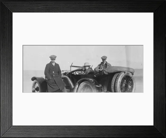 Framed Print : (insert description) Framed Print : (insert description)